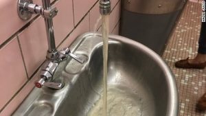 student-suspened-after-taking-pic-of-schools-dirty-water